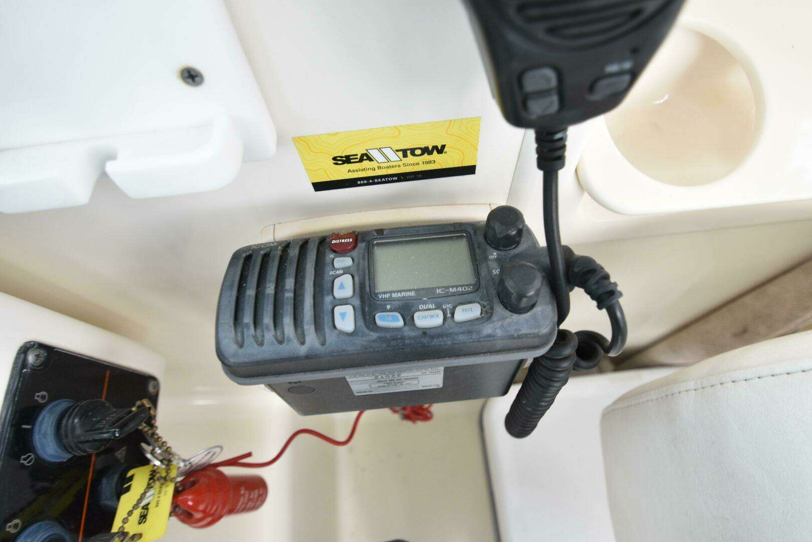 2005 Pursuit 3070 Offshore Express - Image 40