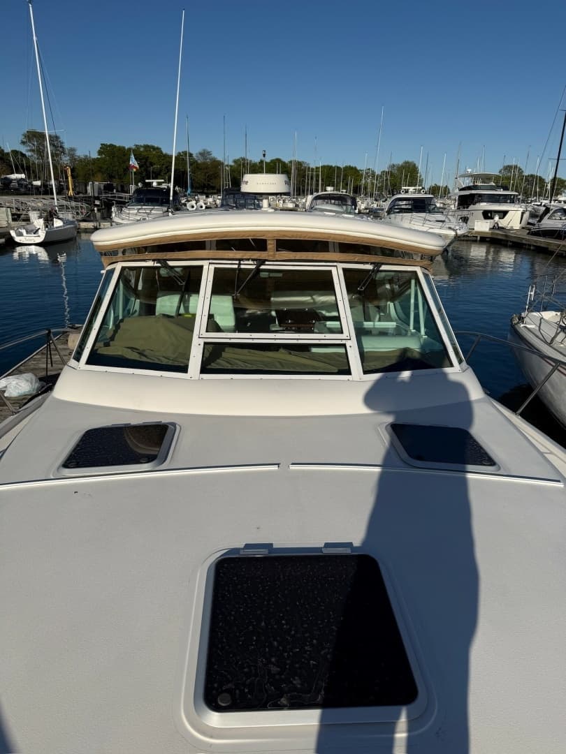 2003 Tiara Yachts 3500 Open - Image 22