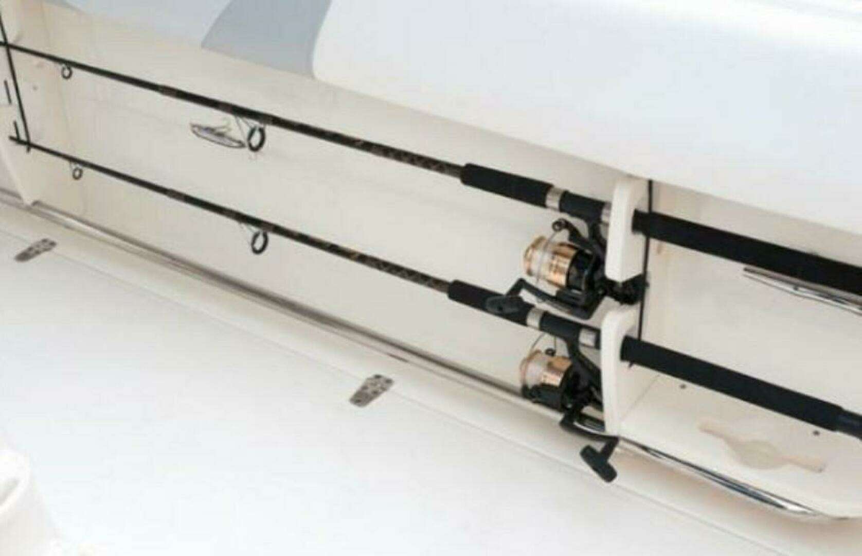2014 Boston Whaler 220 Outrage - Image 22