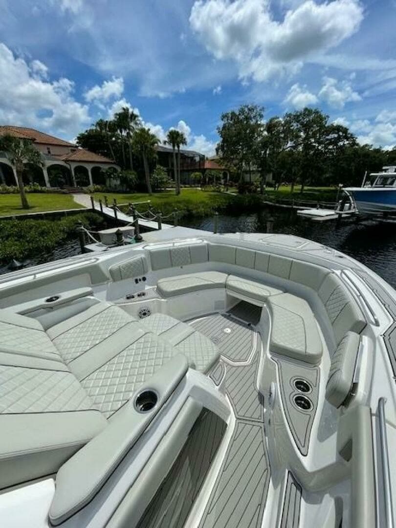 2023 Pursuit 378 Sport - Image 5