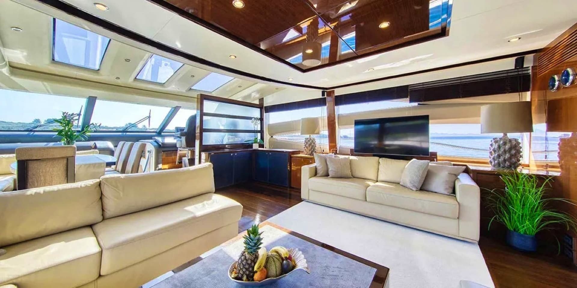 2011 Princess Yachts Princess V85 - Image 4