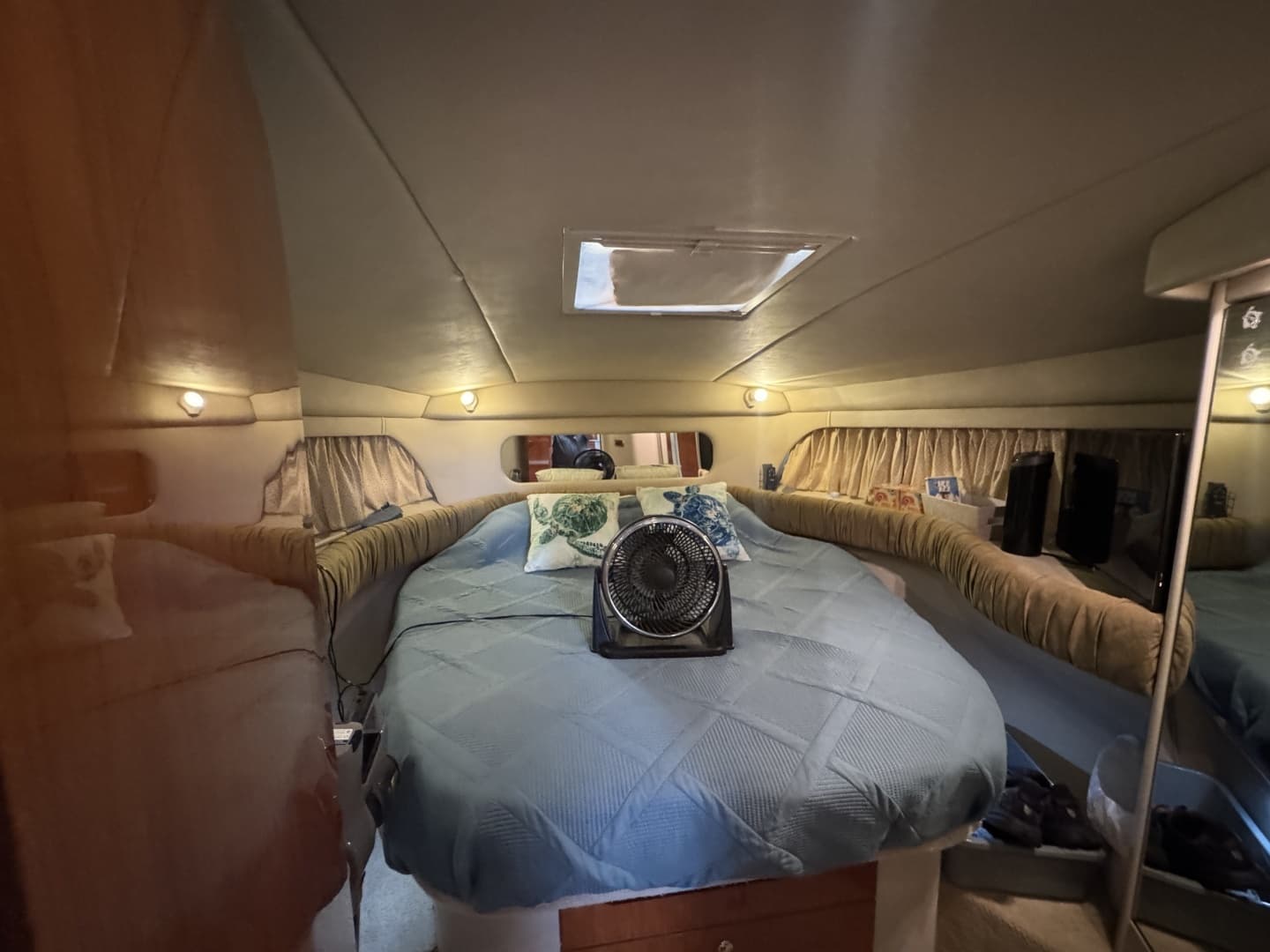 2001 Sea Ray 380 Aft Cabin - Image 67