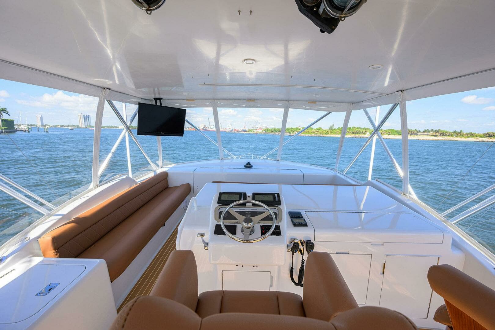 2001 Hatteras Convertible - Image 55