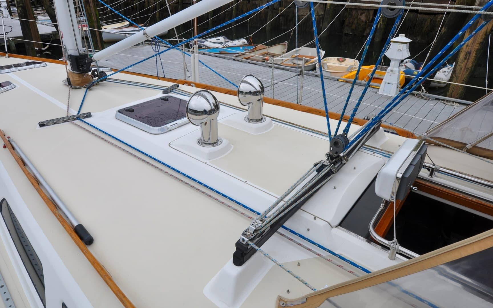 2004 Sabre 426 - Image 32