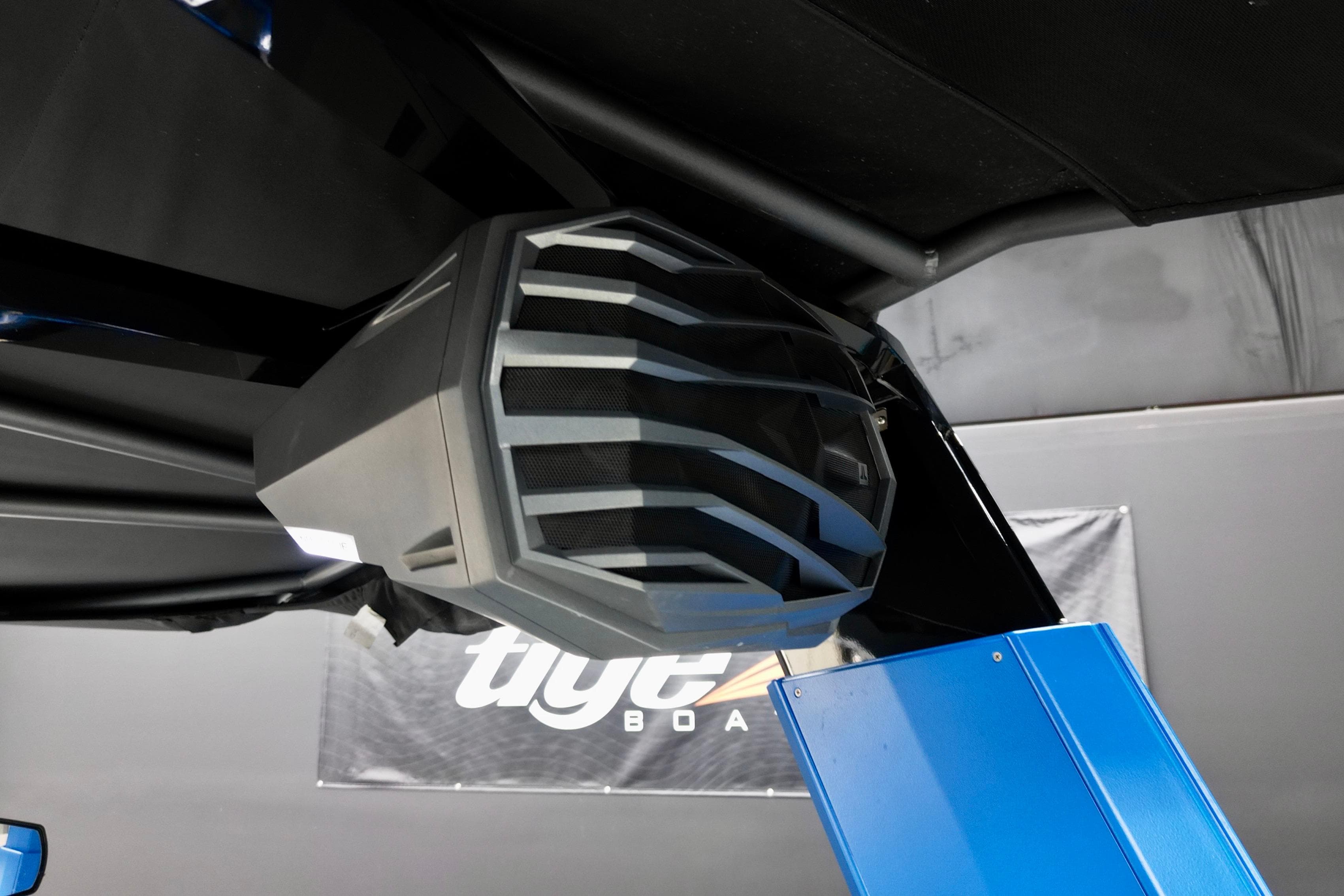2022 Nautique Super Air Nautique G25 Paragon speaker detail, showcasing modern design.