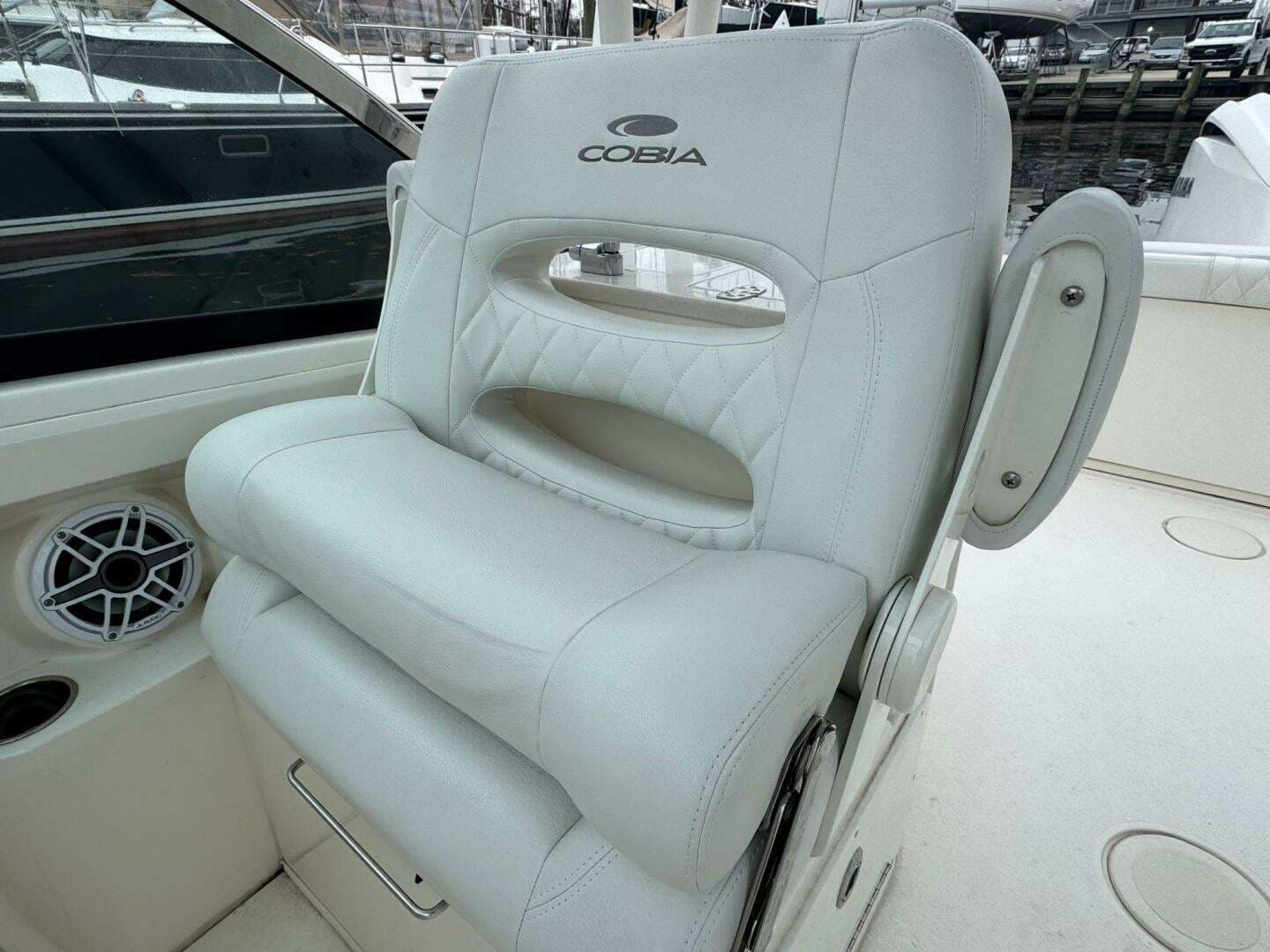 2024 Cobia 240 DC - Image 26