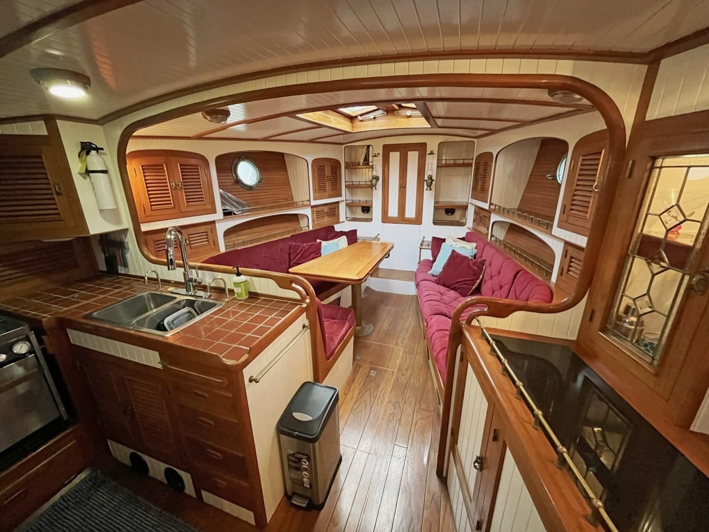 1987 Liberty 39 - Image 2