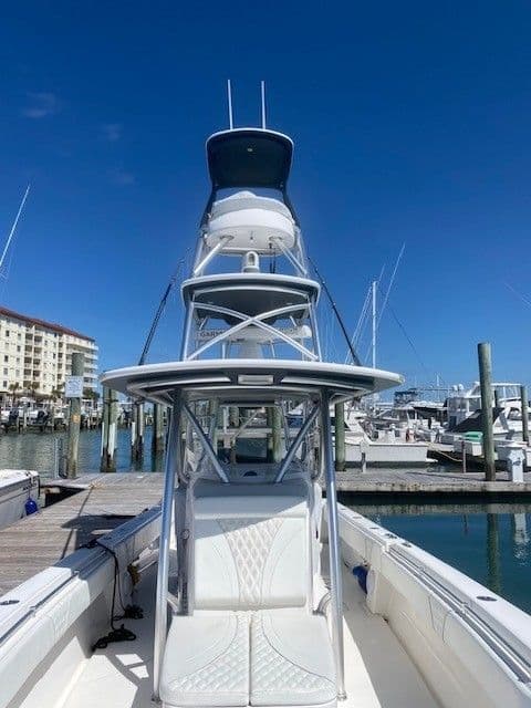 2019 Contender Center Console - 11