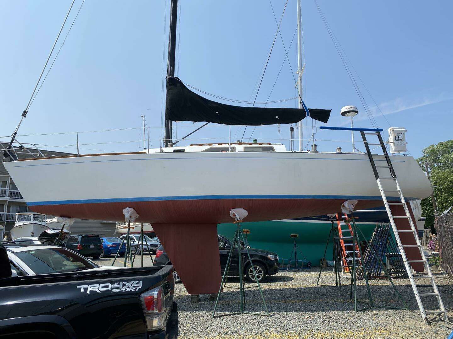 1986 Express 37 - Image 4
