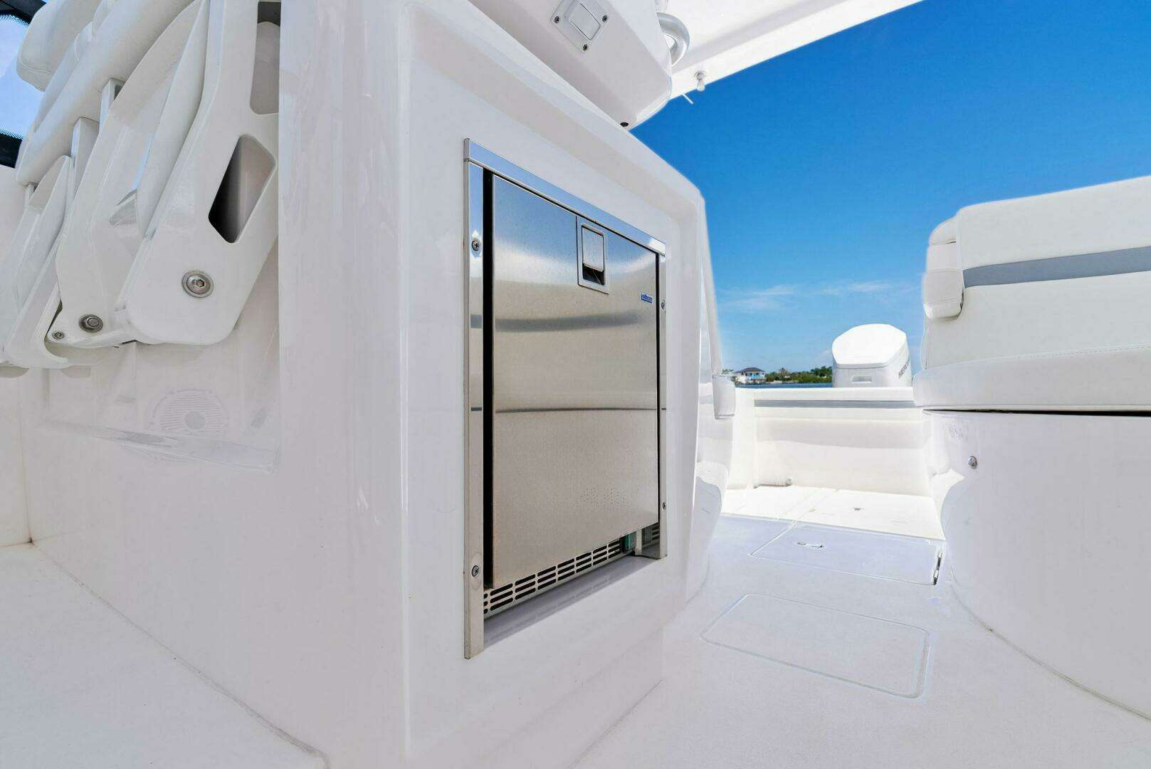 2022 Intrepid 438 Evolution - Image 34