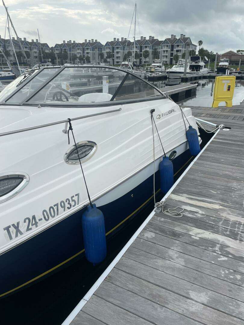 2005 Regal 2465 - Image 2