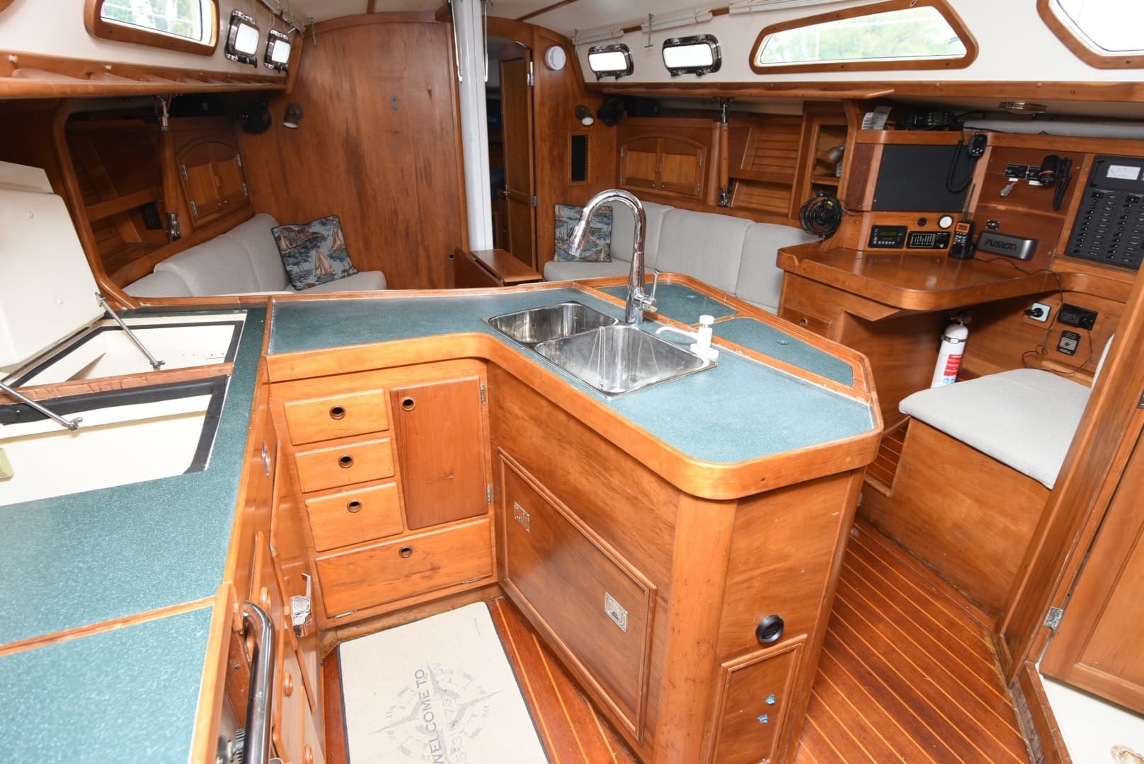 1996 Sabre 402 - Image 24