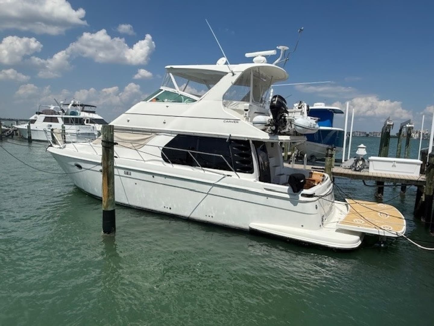 2005 Carver 46 Voyager - Image 15