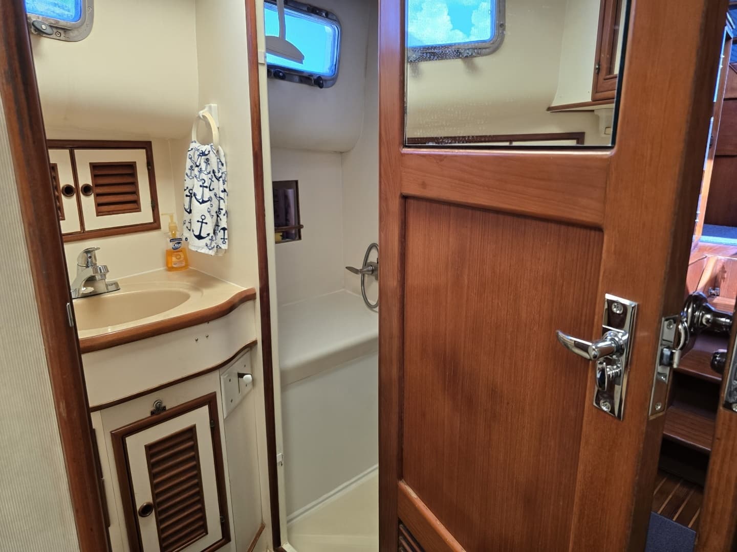 1989 Offshore Yachts 48 Sedan - Image 21