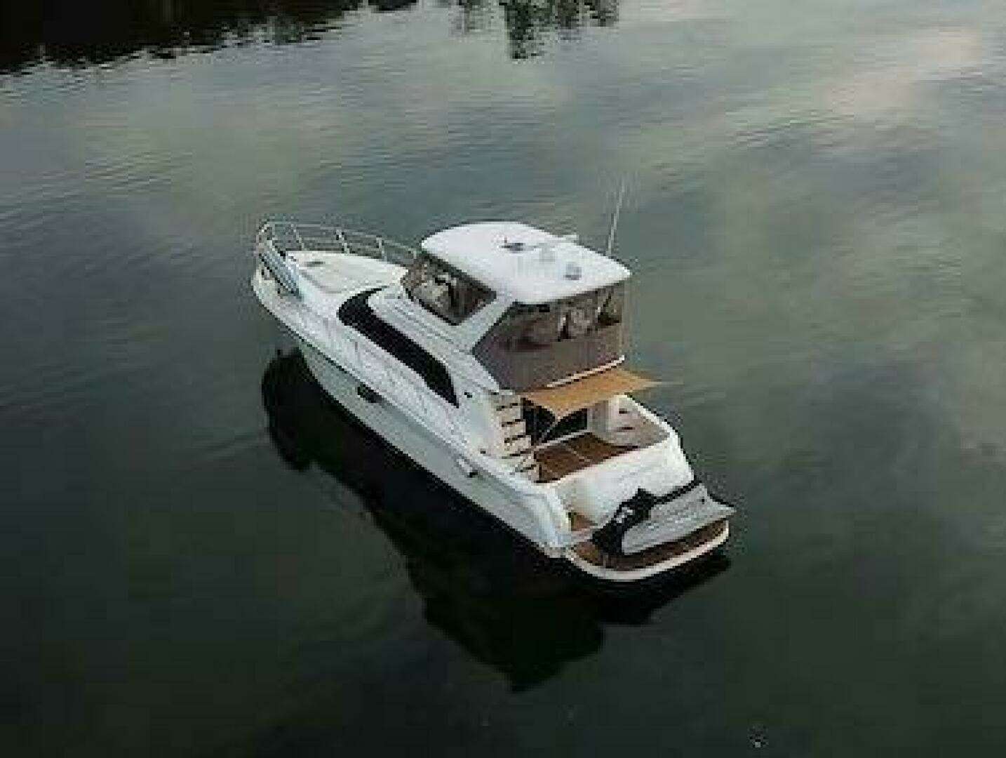 1999 Sea Ray 480 Sedan Bridge - Image 46