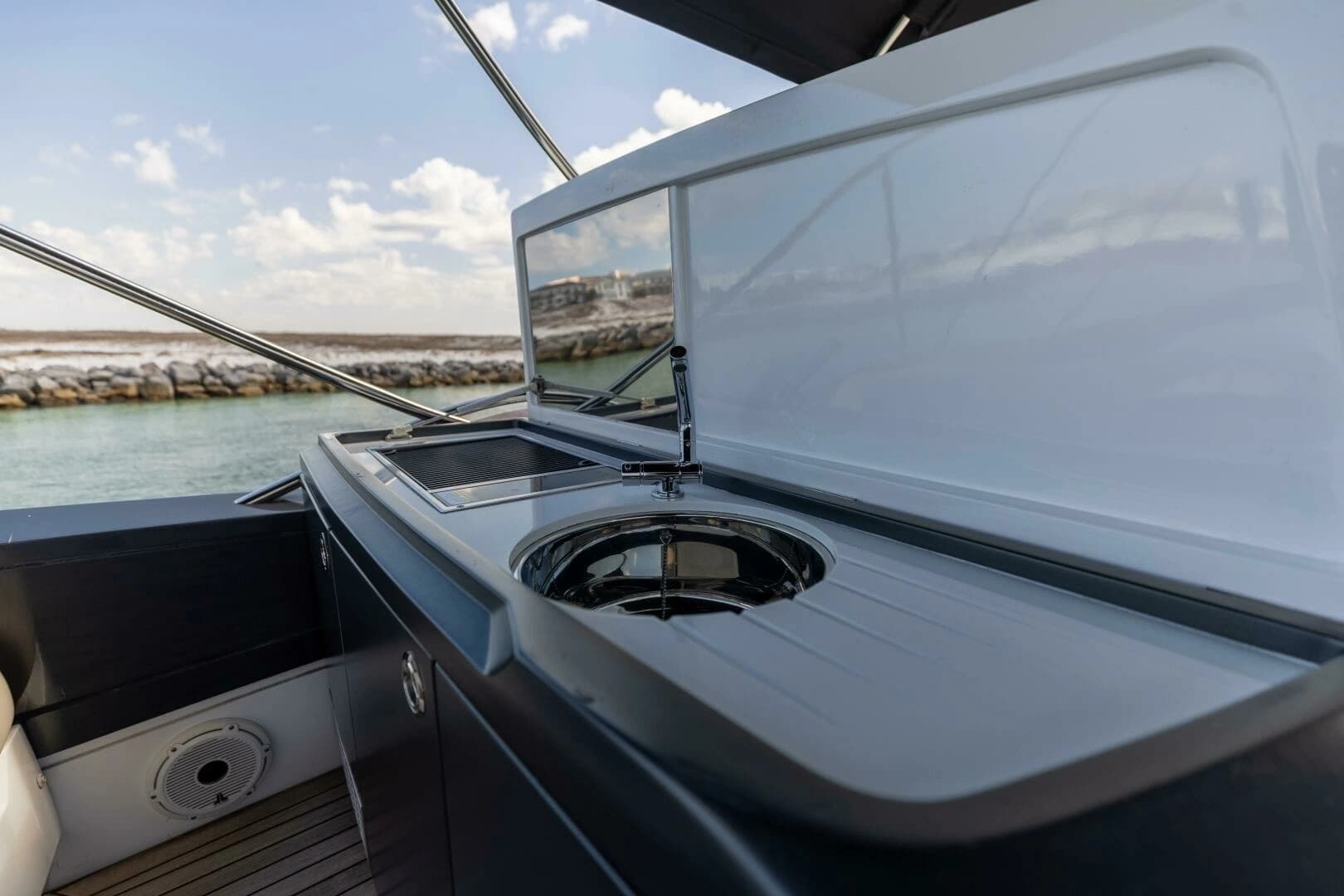 2019 Princess S65 - Image 66