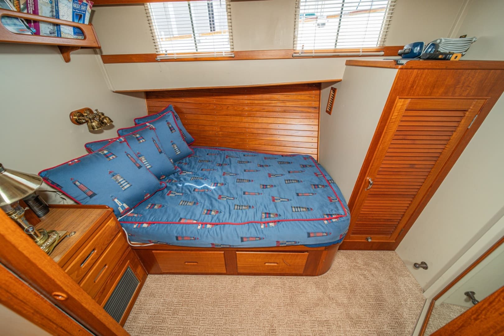 1987 Grand Banks 47 motoryacht - Image 69