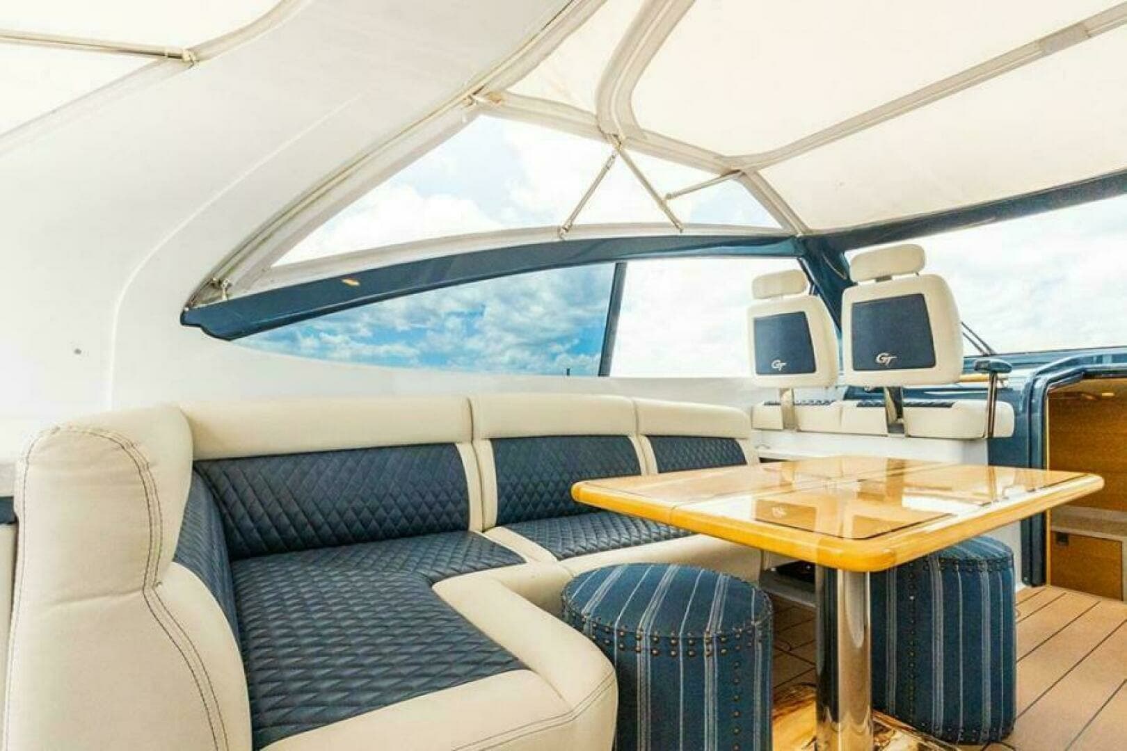 2019 Palm Beach Motor Yachts GT50 - Image 27