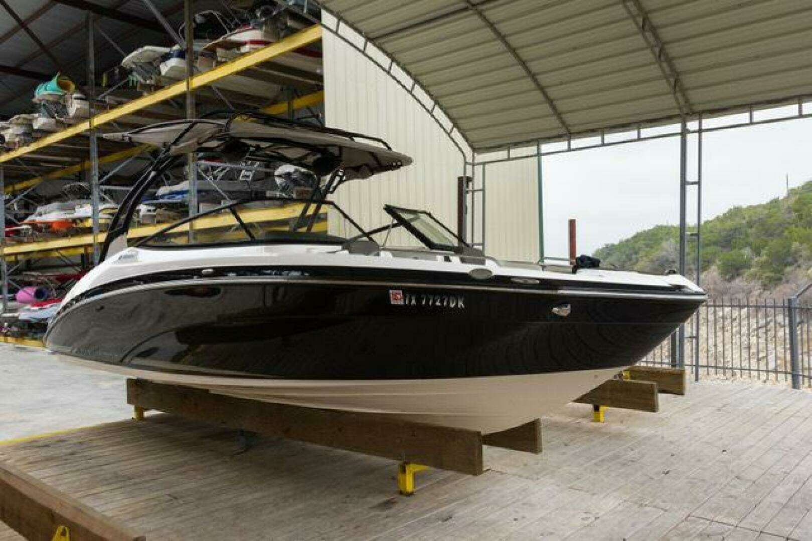 2016 Yamaha Boats 242 Limited E-Series - Image 52