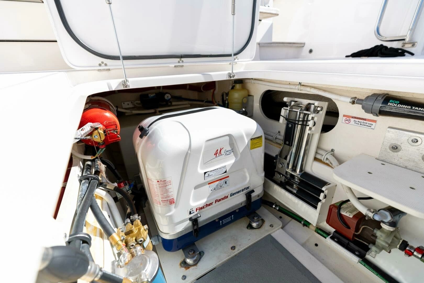 2019 Pursuit S 368 - Image 27