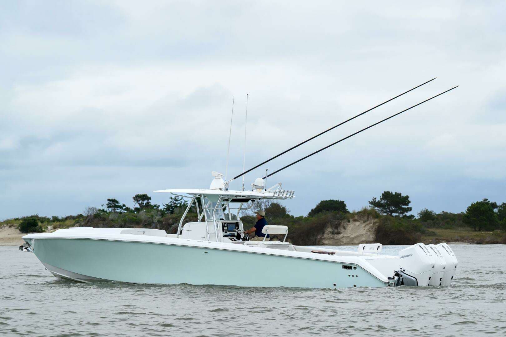 2008 Venture 39 Cuddy - Image 2