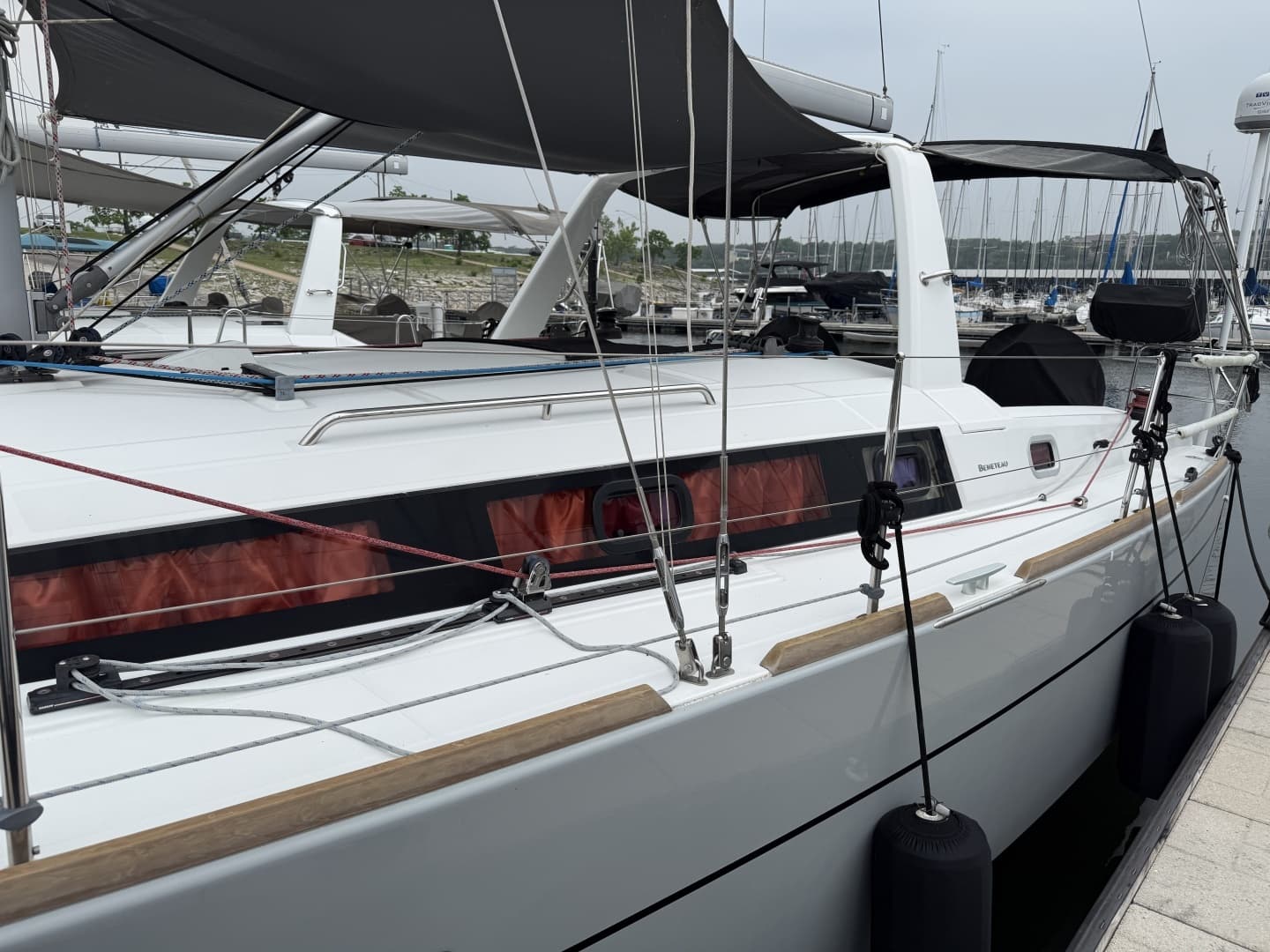 2016 Beneteau Oceanis - Image 20