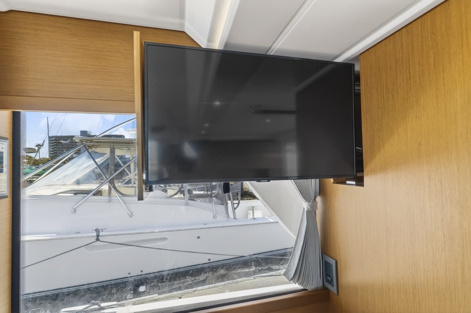2022 Beneteau Swift Trawler 41 Fly - Image 81