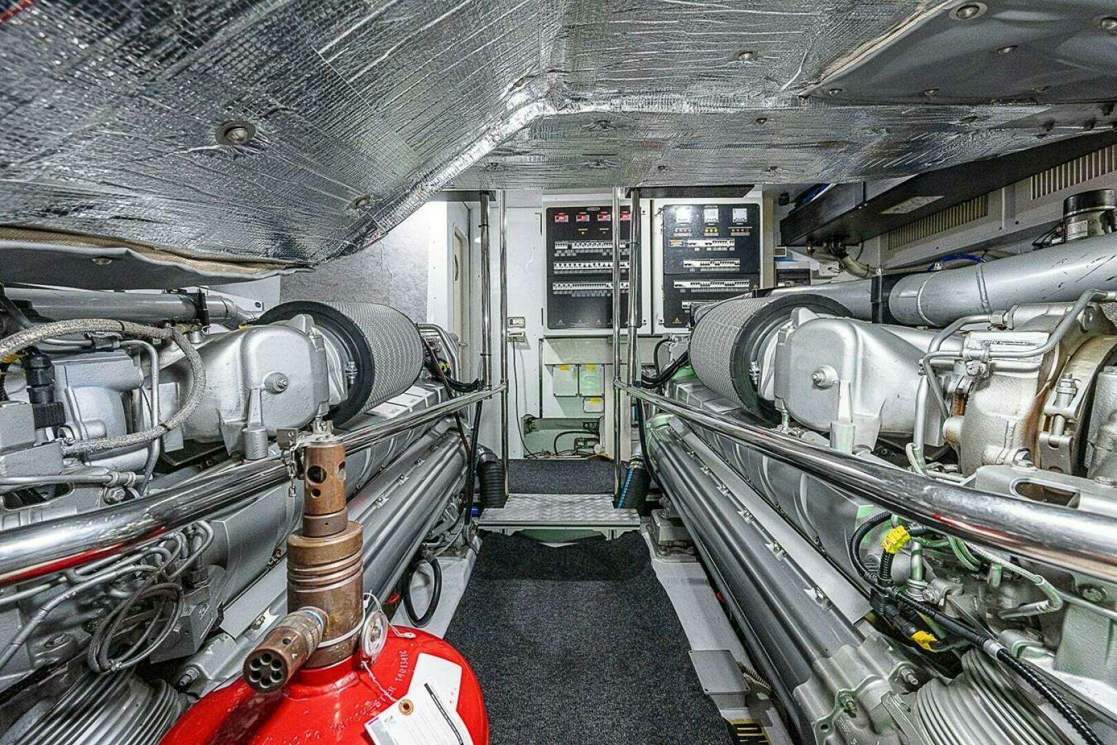 2014 Pershing Pershing 92 - Image 30
