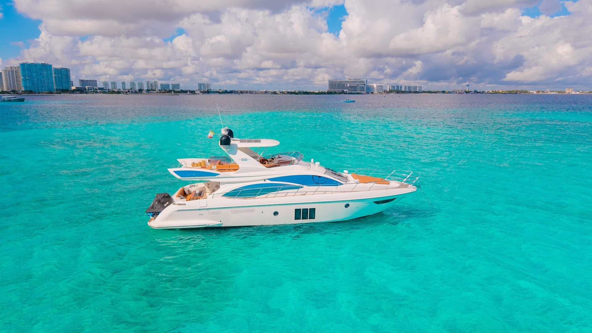 2011 Azimut 58 Fly - Image 3