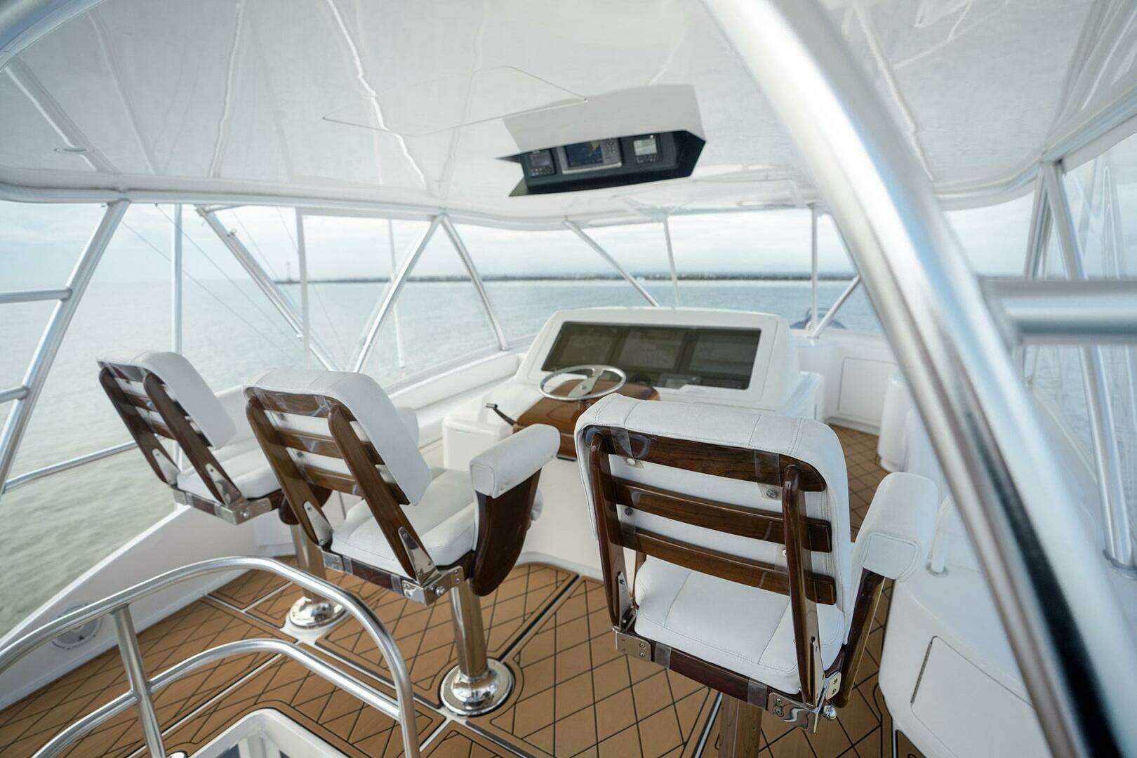 2014 Viking Viking 66 Convertible - Image 27