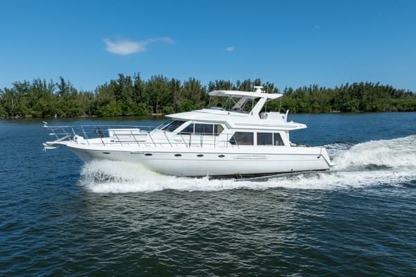 2003 Navigator 5700 - Image 1