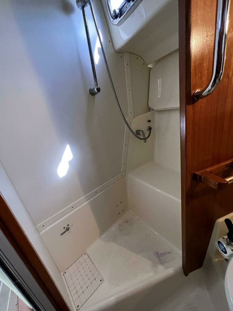 2012 Seaward 32 - Image 32