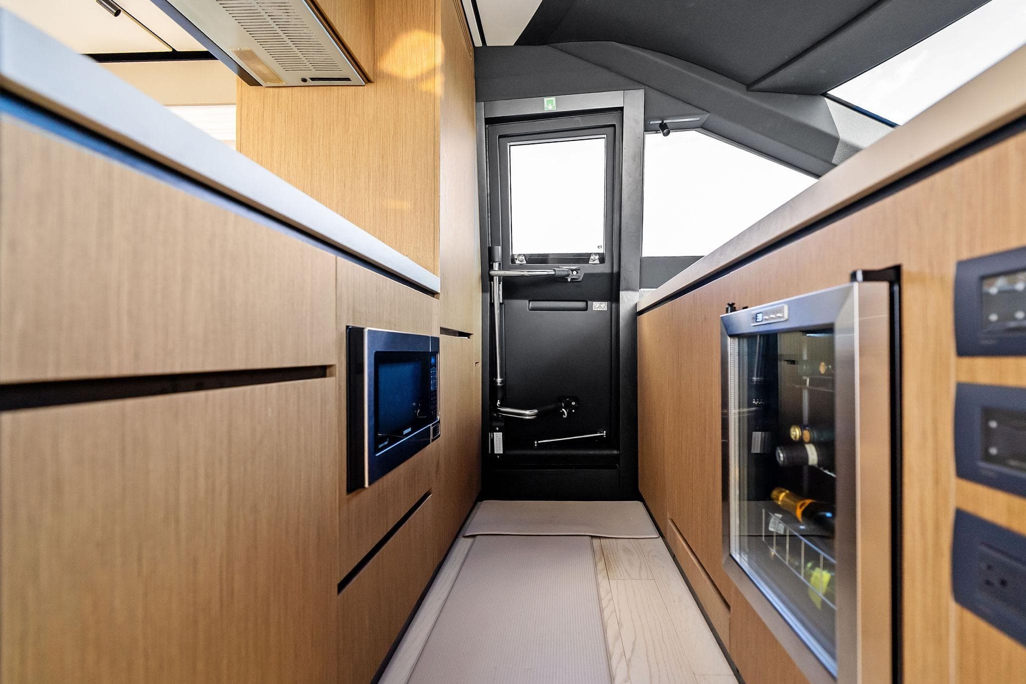 2024 Ferretti Yachts 720 - 58