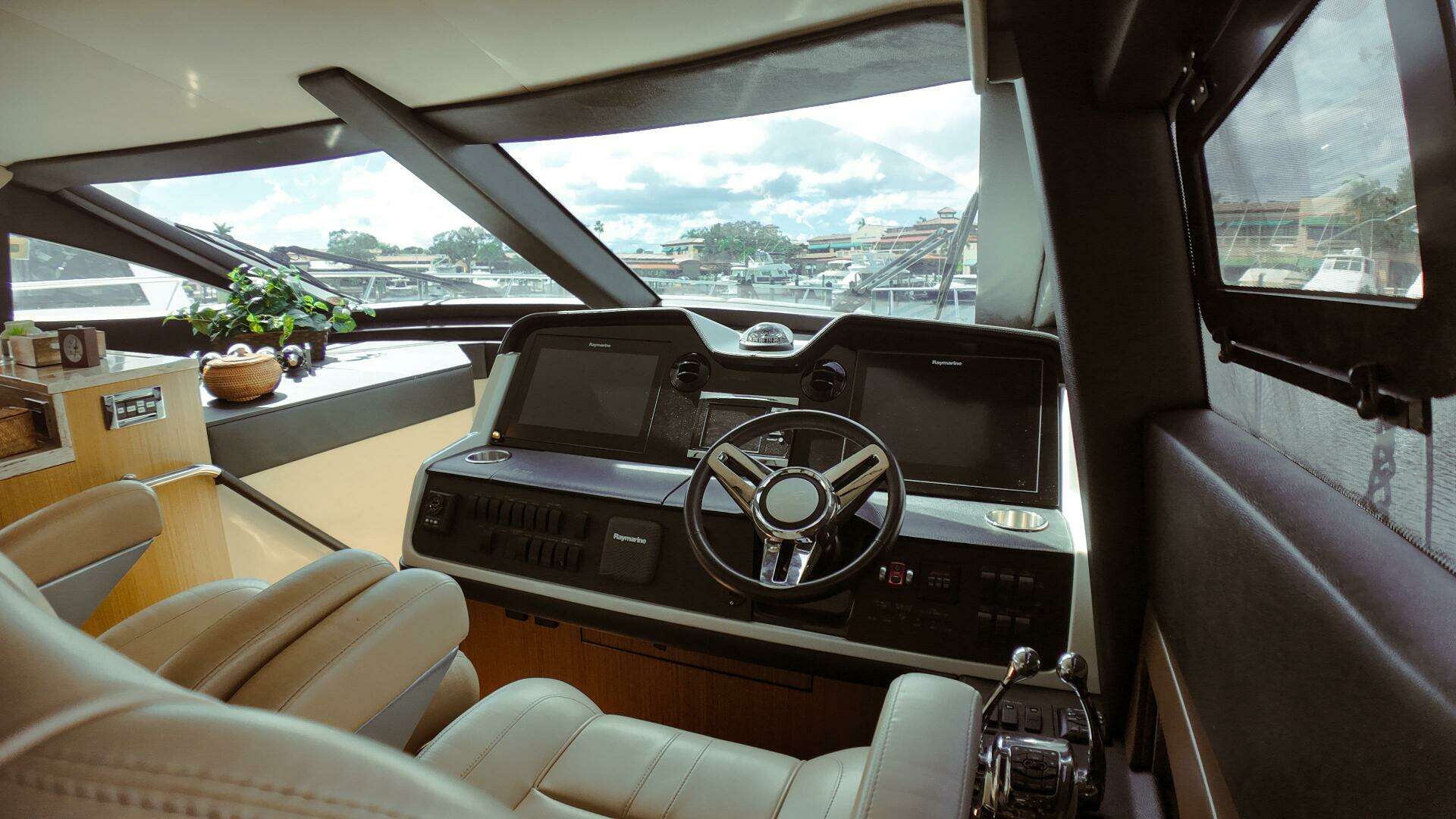 2016 Sea Ray L590 Fly - Image 11