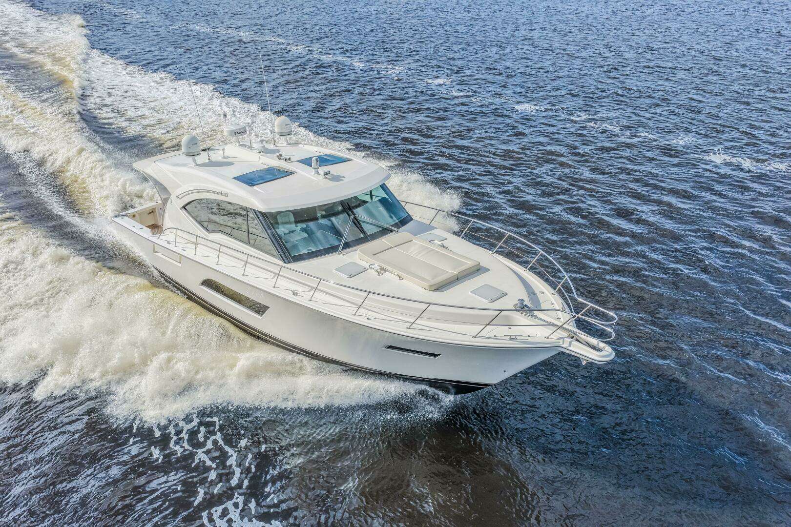 2015 Riviera 565 SUV - Image 25