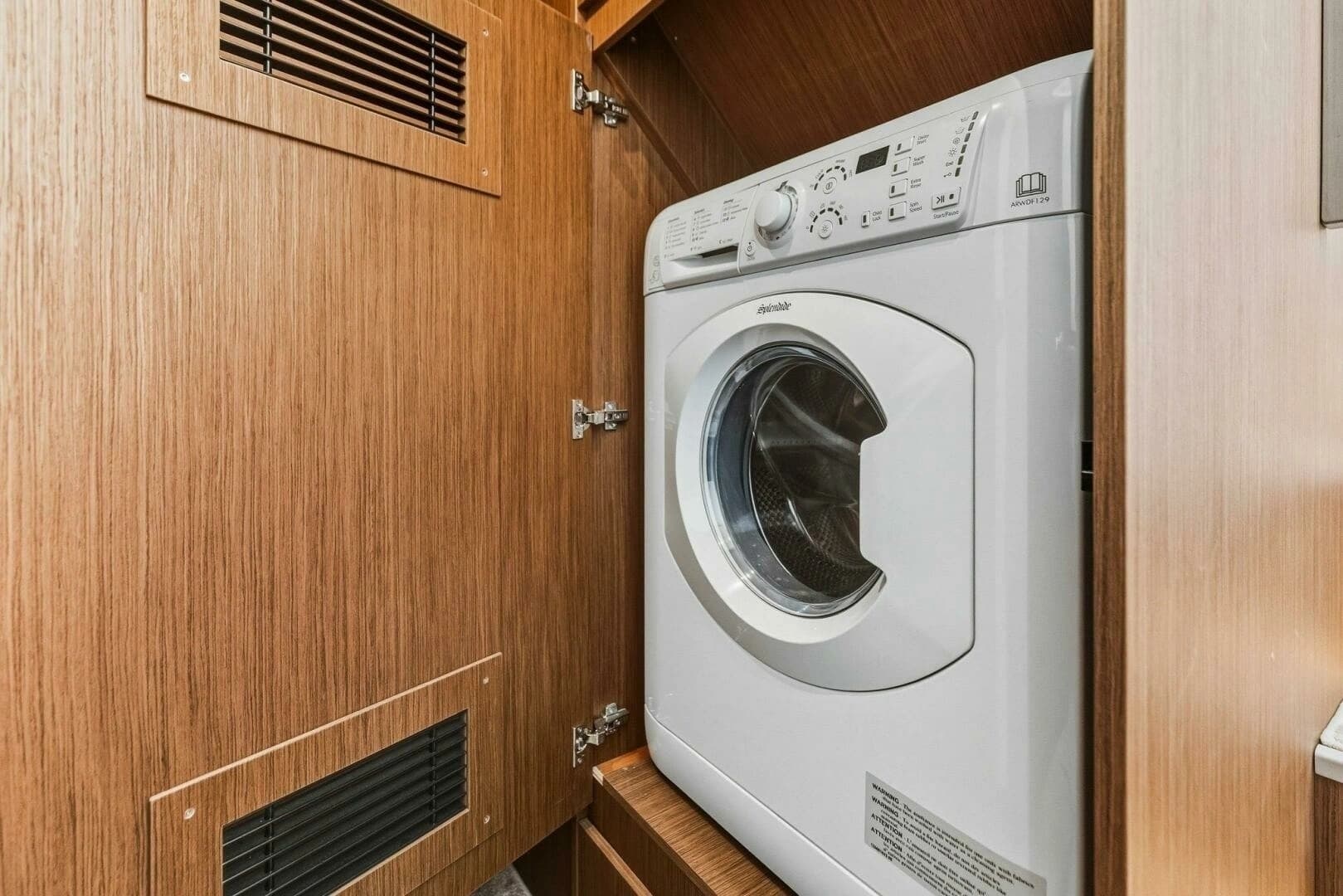 2026 Prestige F4.9 - Image 36
