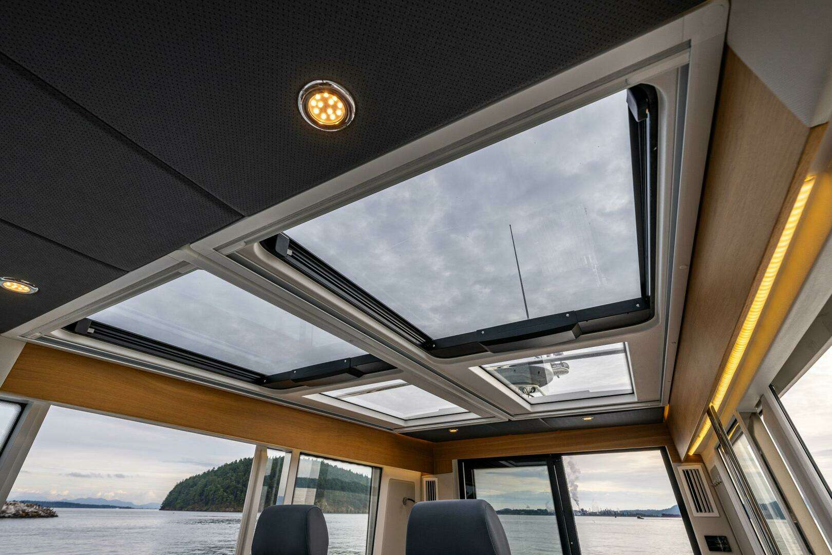 2024 Nimbus C11 - Image 16