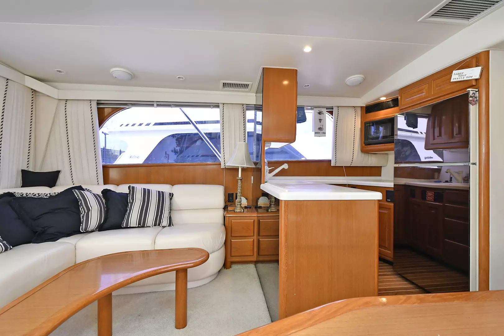 1997 Viking 47 Convertible - Image 18