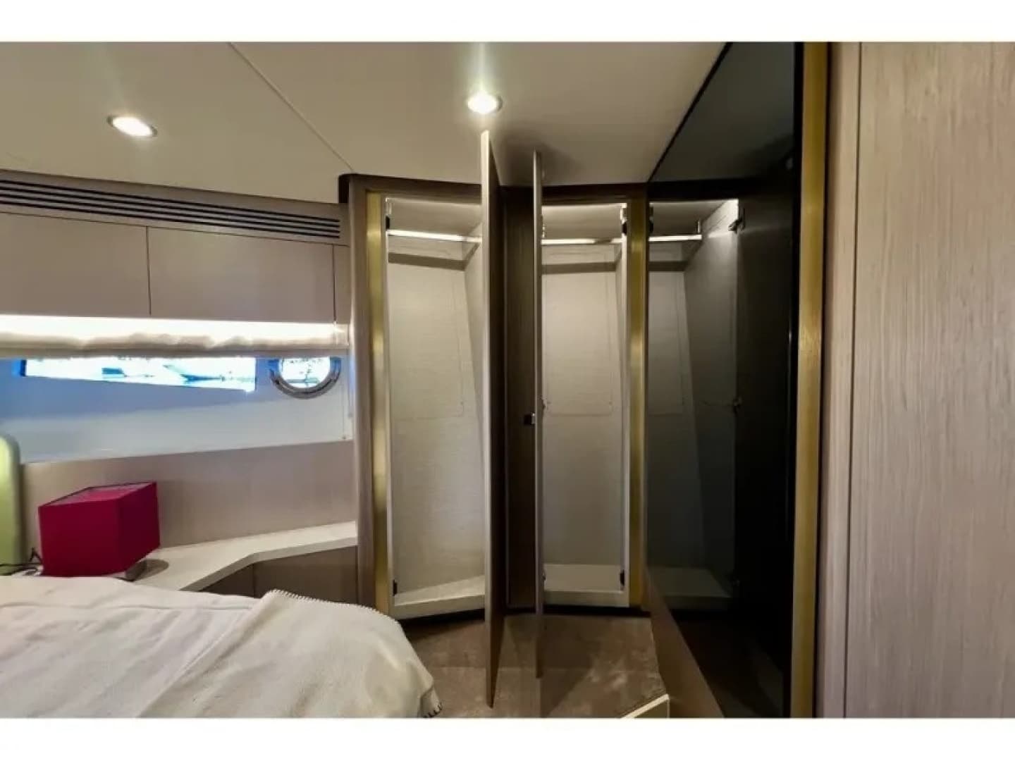 2024 Azimut FLY 60 - Image 63