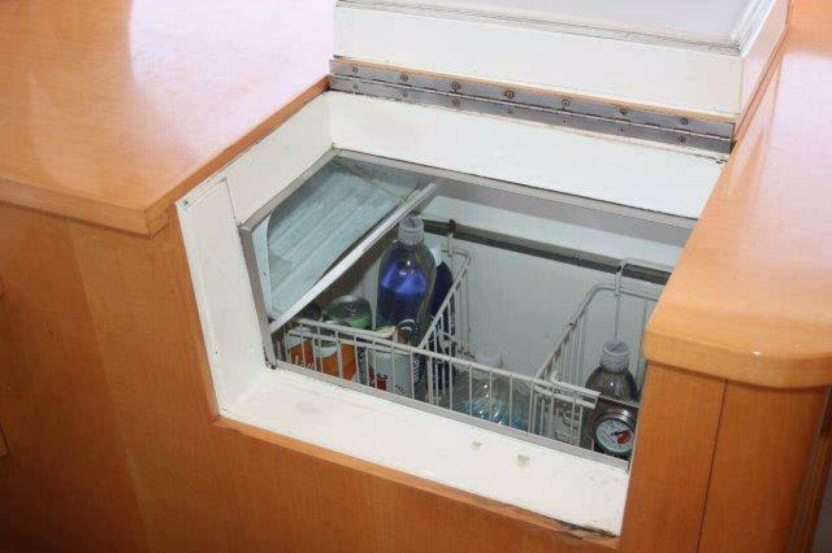 2008 Fountaine Pajot Orana 44 - Image 32
