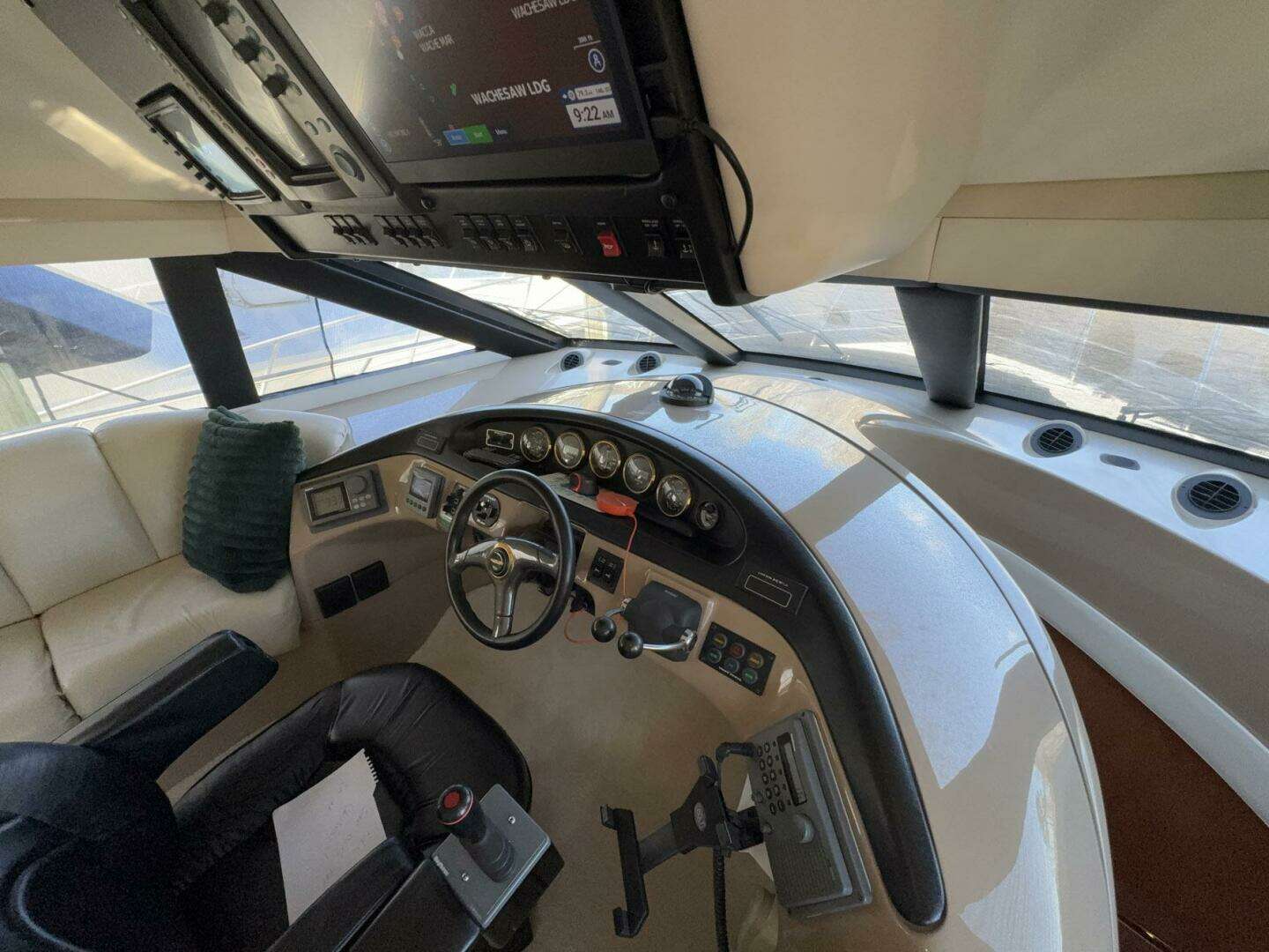 1999 Carver 530 Voyager Pilothouse - Image 34