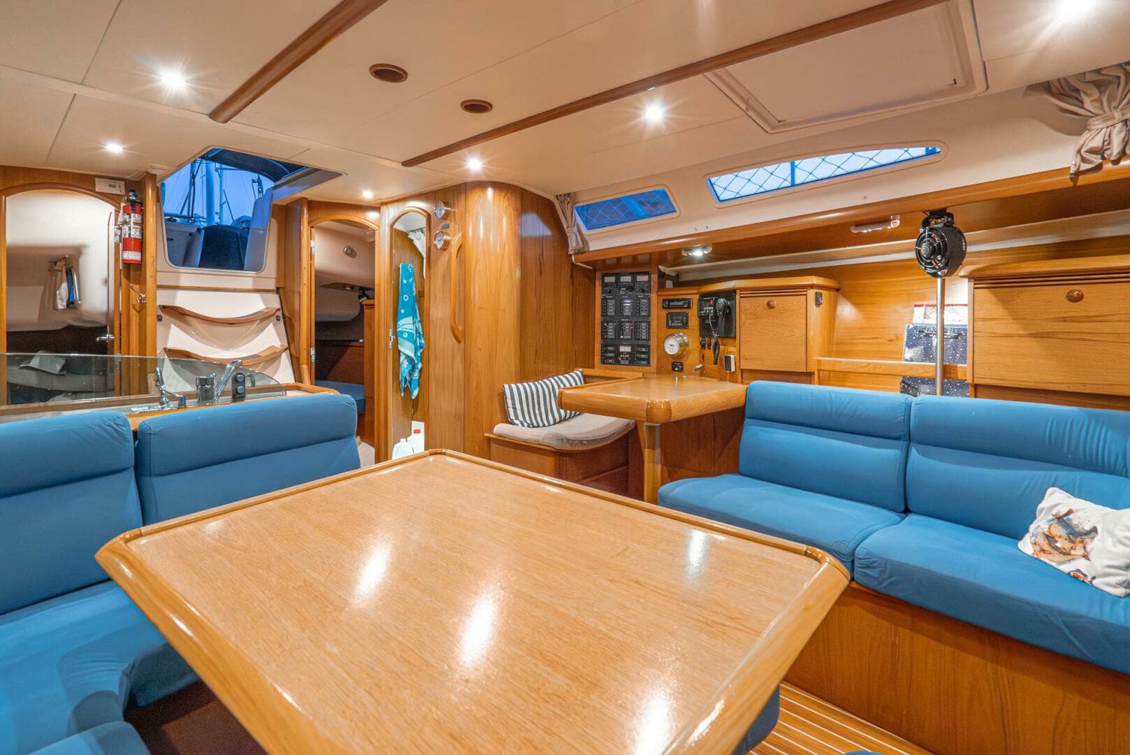 2001 Jeanneau 43 Sun Odessey - Image 39