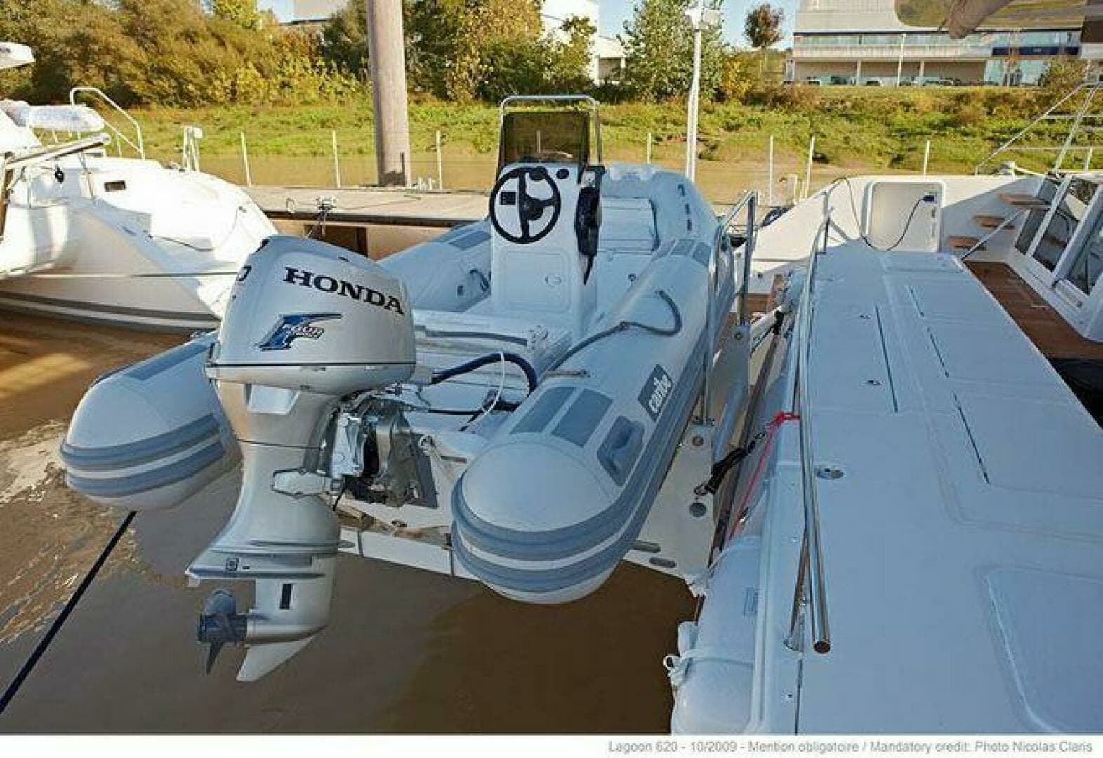 2015 Lagoon 620 - Image 16
