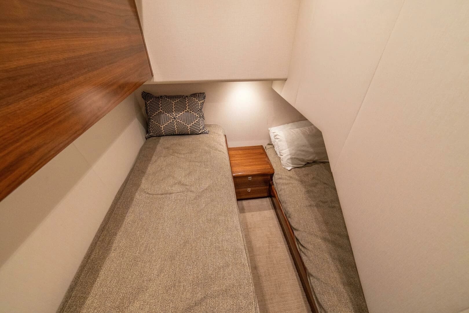 2025 Viking 58 Convertible - Image 29