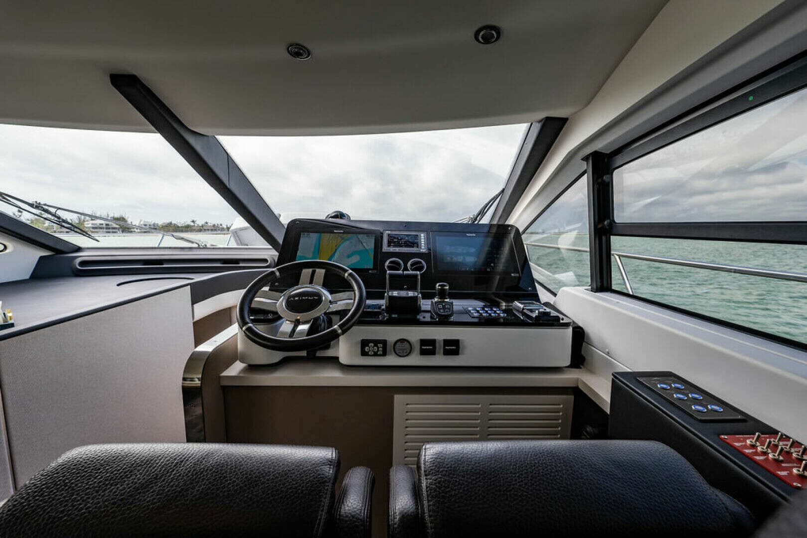 2022 Azimut 55 FLY - Image 20