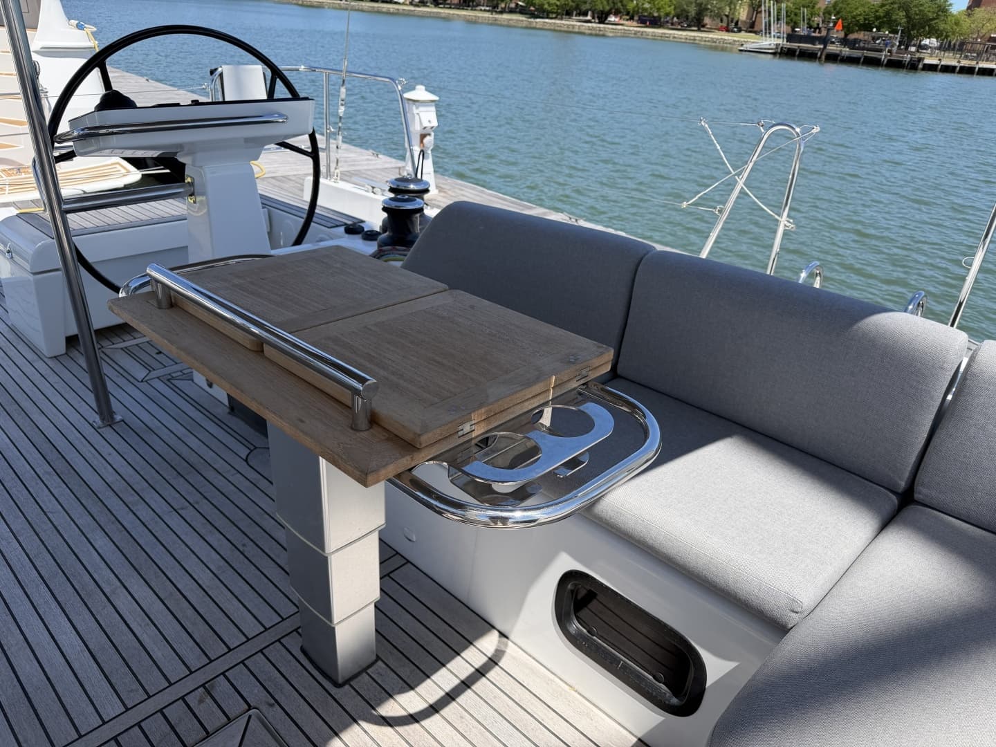 2022 Beneteau Oceanis Yacht - Image 72