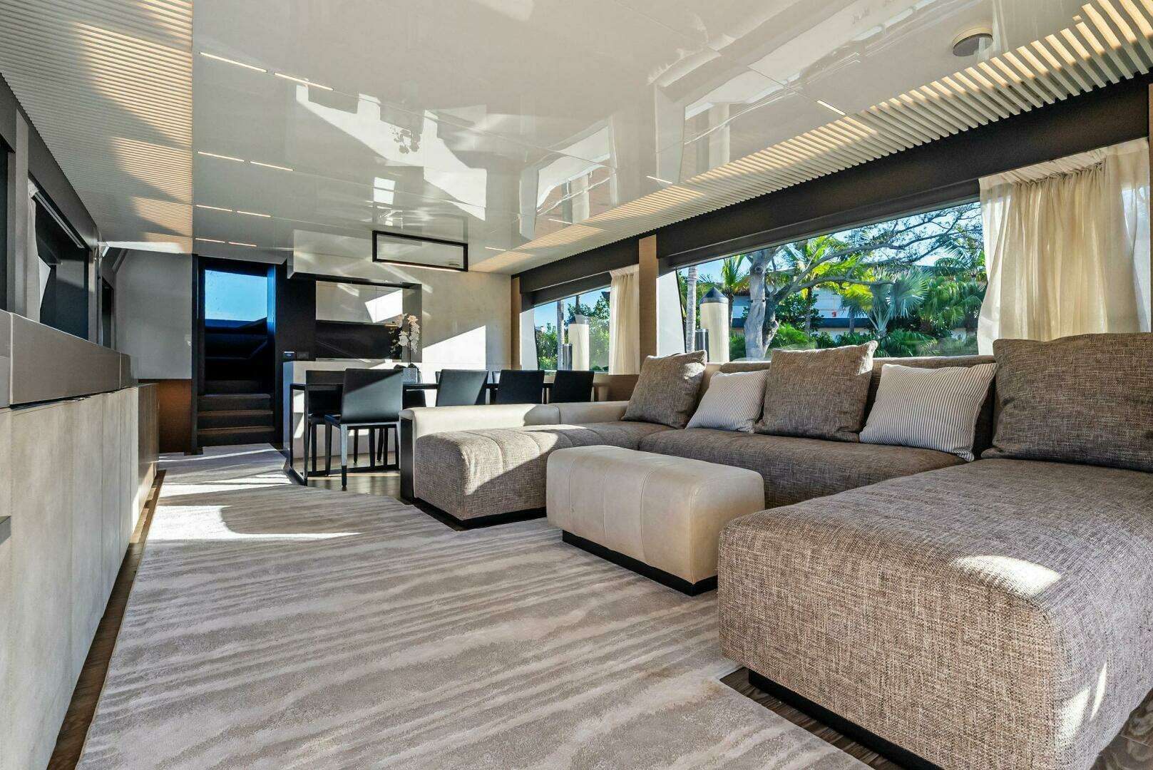 2019 Ferretti Yachts 780 - Image 28