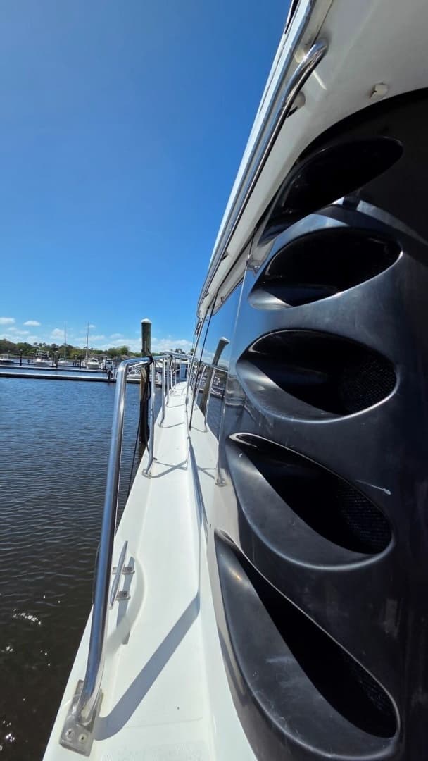 2000 Carver 450 Voyager Pilothouse - Image 51