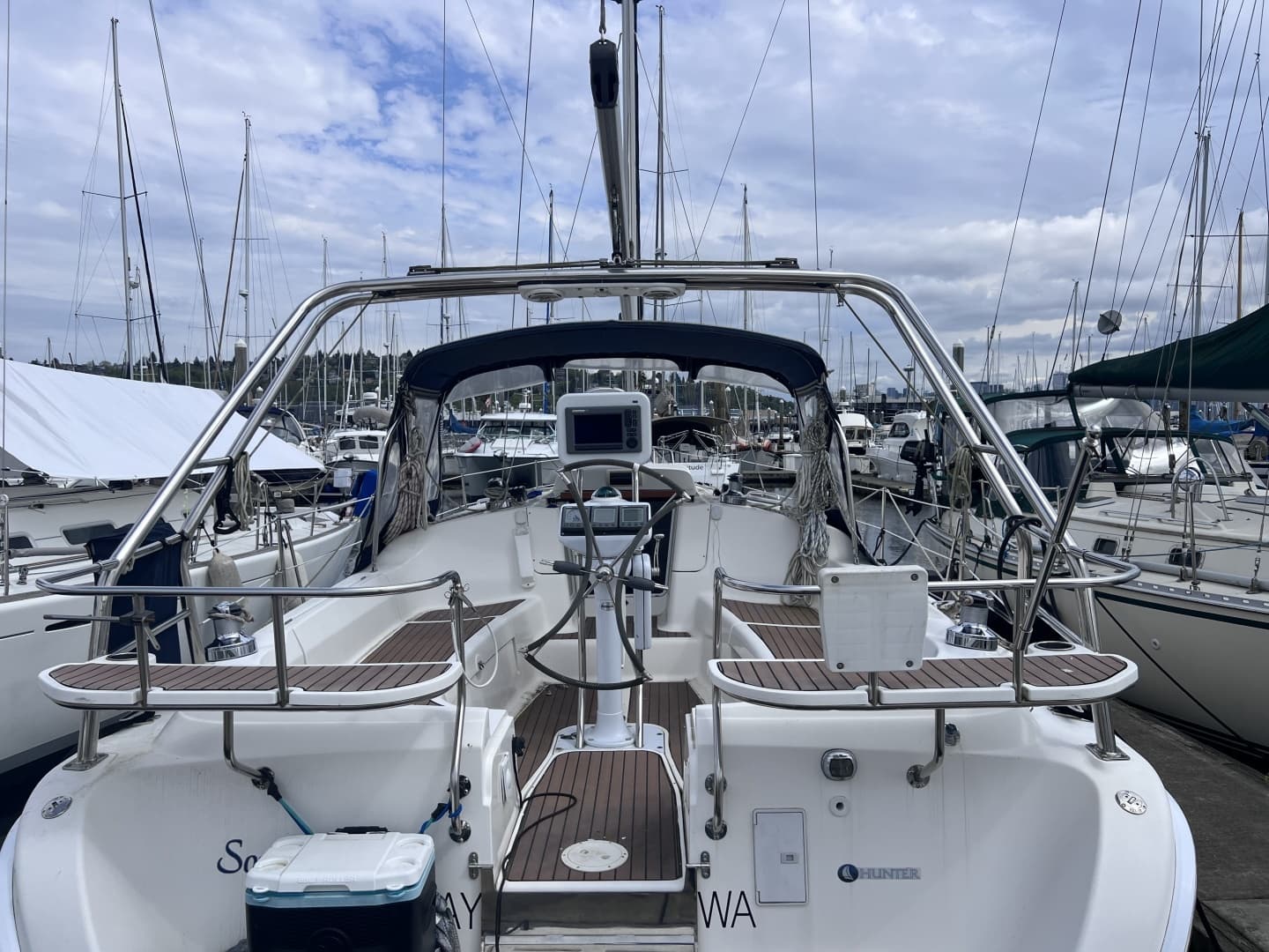 2006 Hunter 38 - Image 2