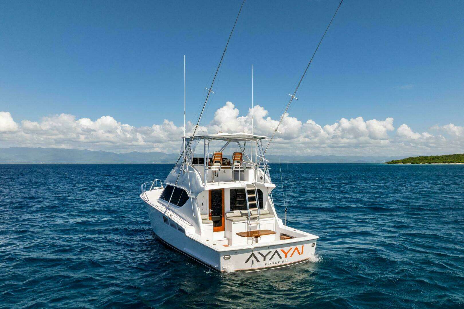 2005 Hatteras 50 Convertible - Image 89